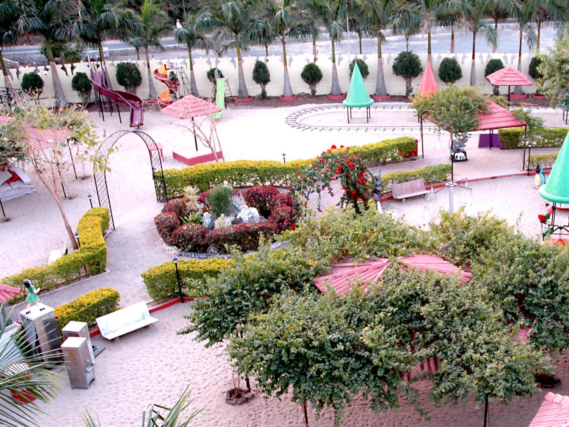 Leo Resorts Junagadh Eksteriør bilde
