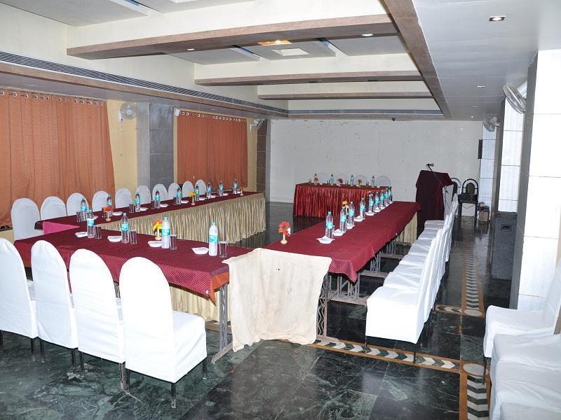 Leo Resorts Junagadh Eksteriør bilde